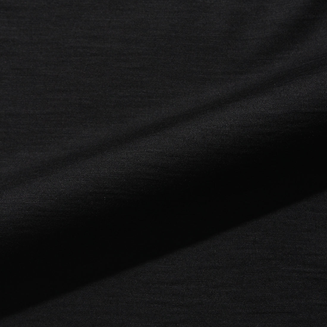 【Renewal】Wool Tailored Long Sleeve T-shirt Color: Black