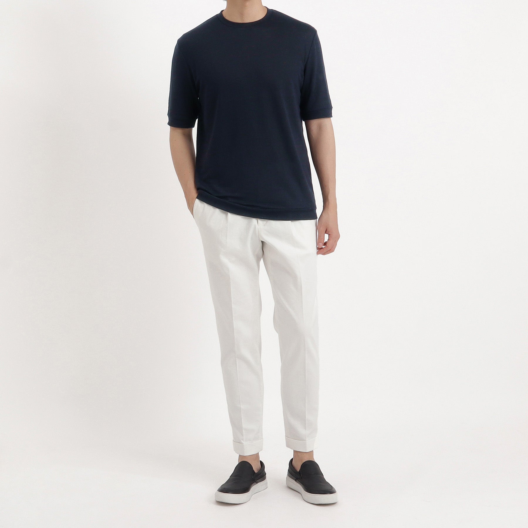Linen Jersey Tailored Ribbed Hem T-shirt Color: Navy