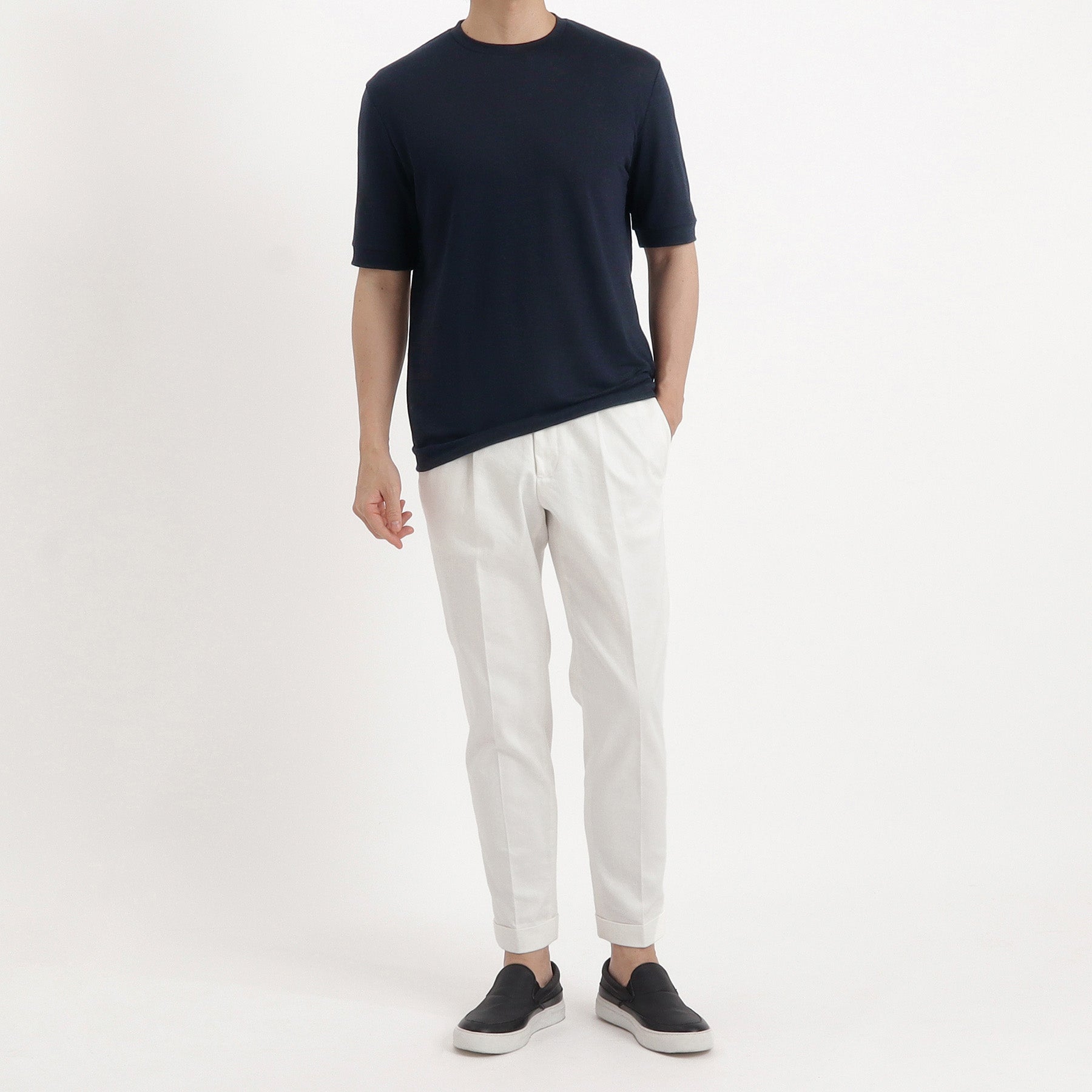 Linen Jersey Tailored Ribbed Hem T-shirt Color: Navy
