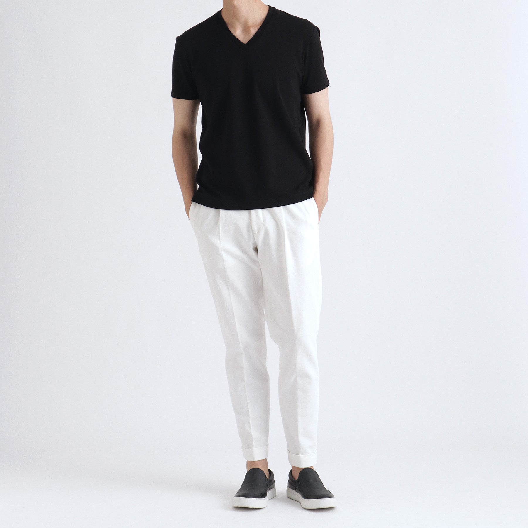 Tailored Vneck T-shirt Color: Black