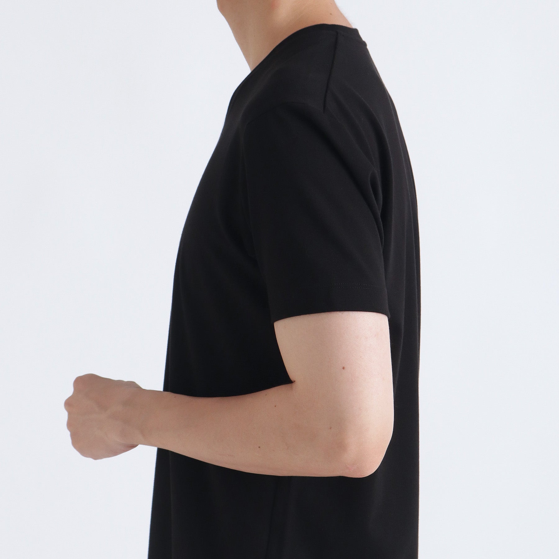 【カスタムオーダー】Tailored Vneck T-shirt: Black