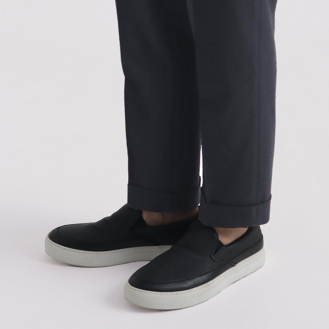 Seersucker Two Pleats Trousers Color: Deep Navy