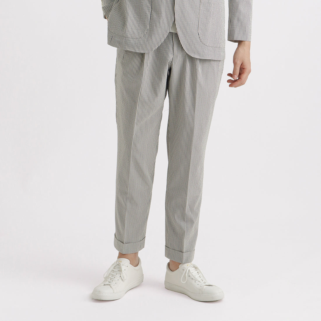 Seersucker Two Pleats Trousers Color: Navy Stripe