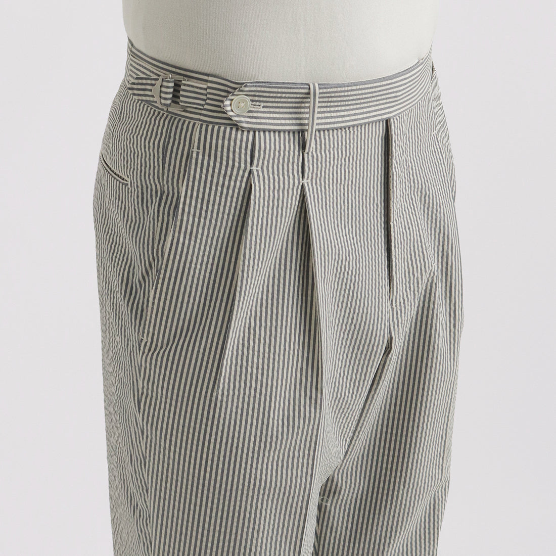 Seersucker Two Pleats Trousers Color: Navy Stripe