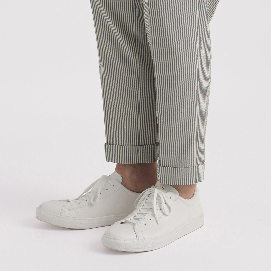 Seersucker Two Pleats Trousers Color: Navy Stripe