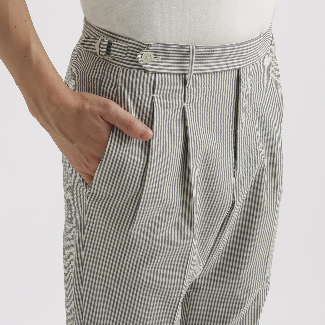 Seersucker Two Pleats Trousers Color: Navy Stripe
