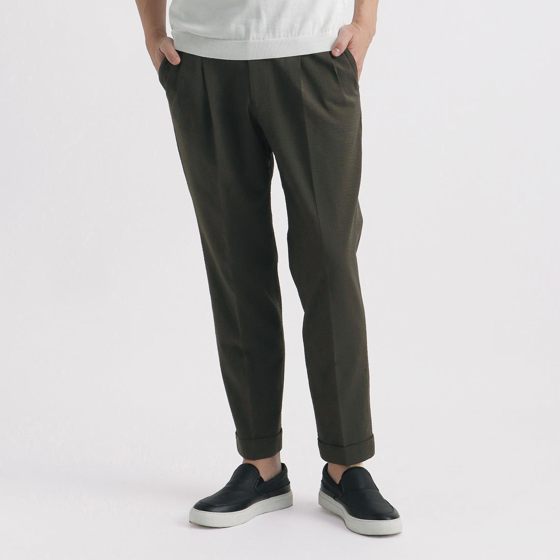 Seersucker Two Pleats Trousers Color: Olive