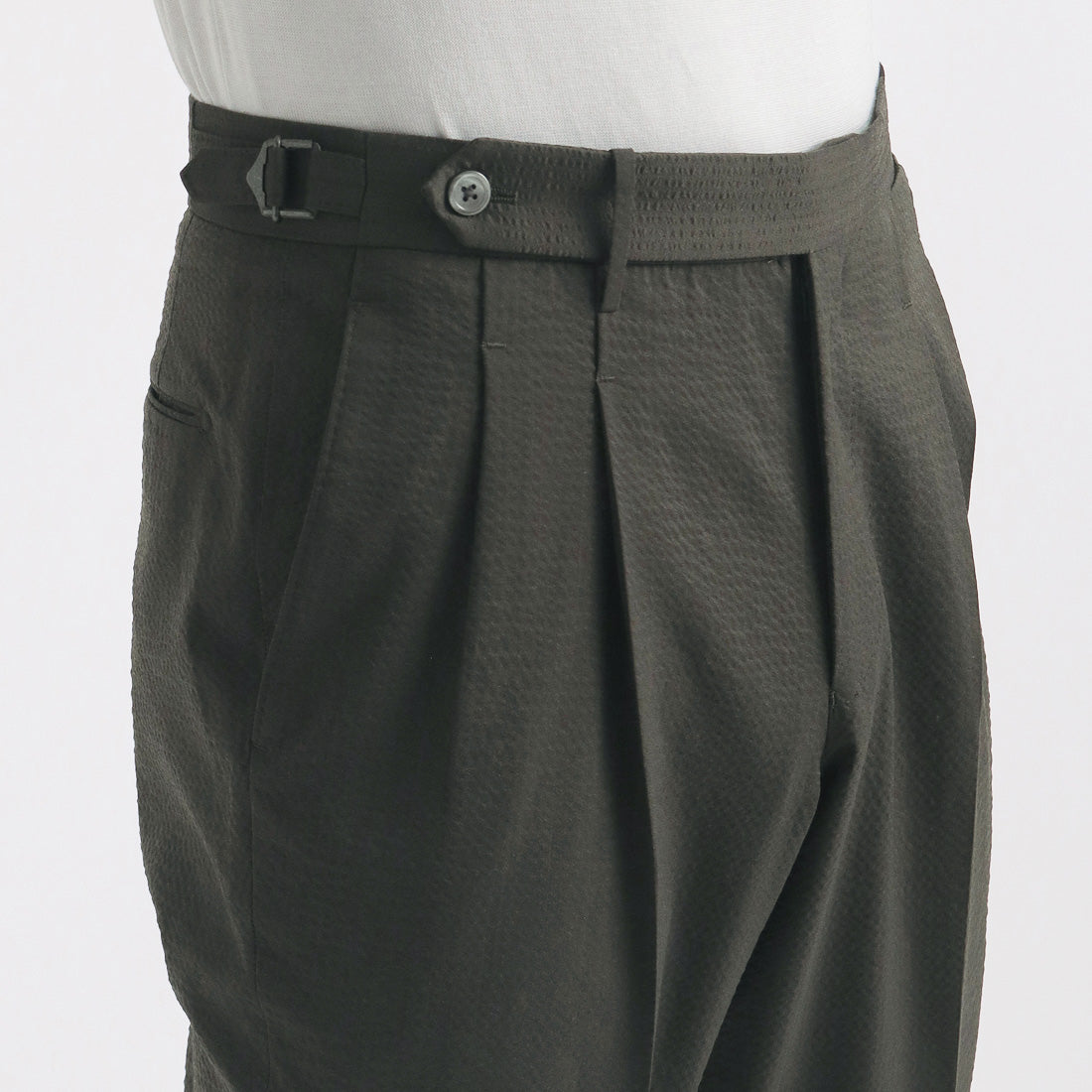 Seersucker Two Pleats Trousers Color: Olive