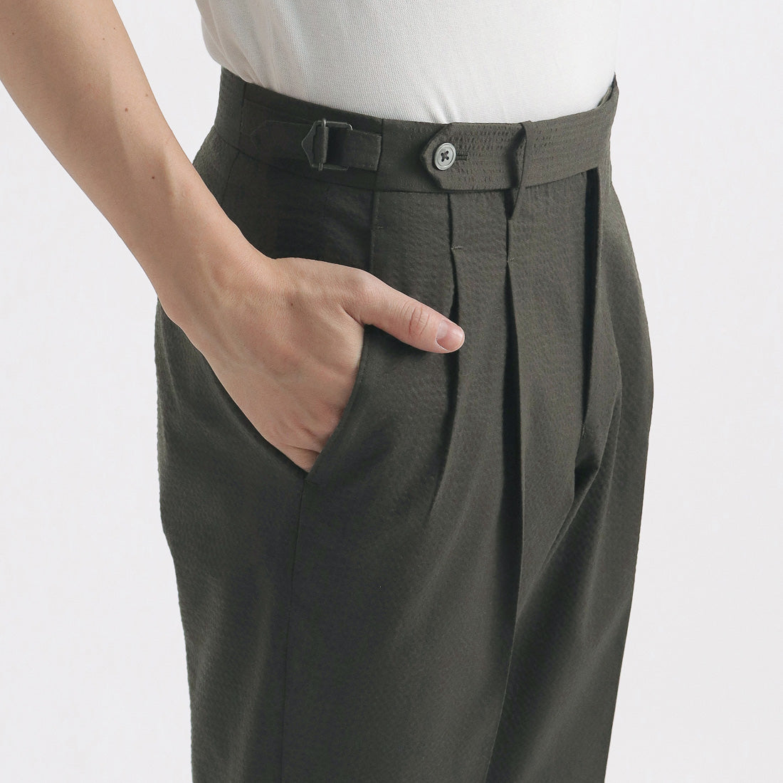 Seersucker Two Pleats Trousers Color: Olive