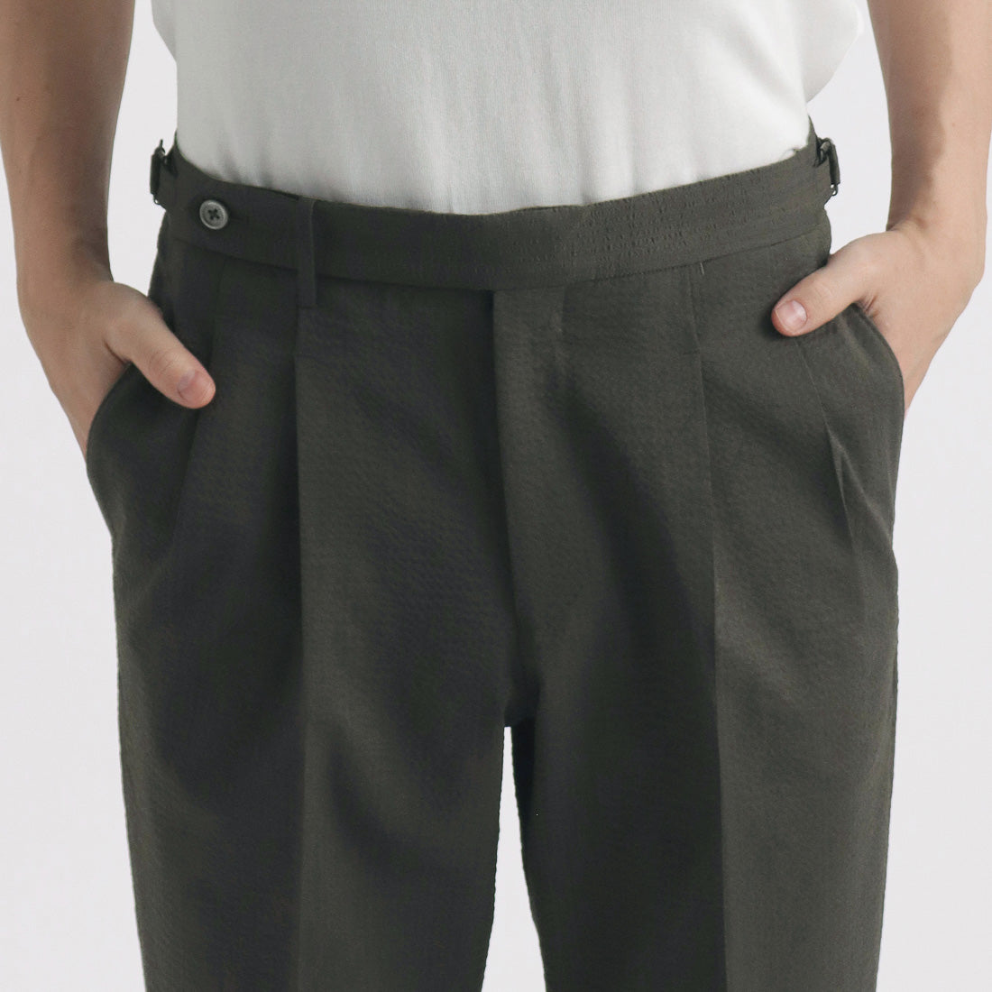Seersucker Two Pleats Trousers Color: Olive