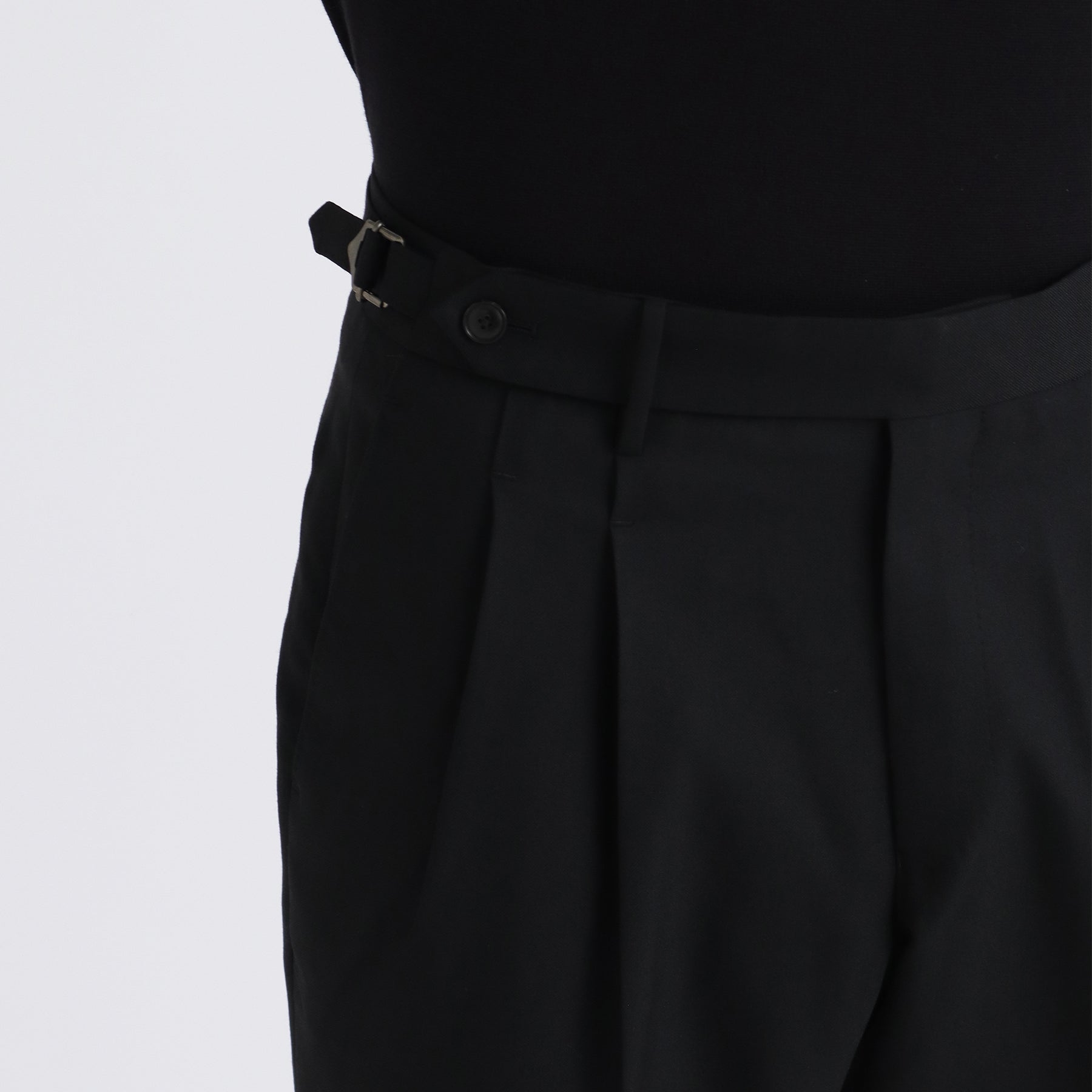 Twill Two Pleats Trousers Color: Black
