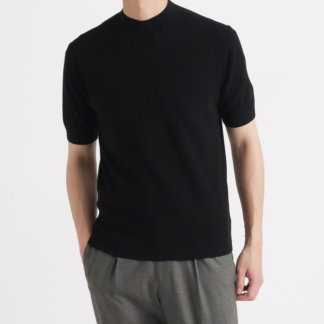 Mini Thermal Mock Neck Knit T-shirt Color: Black