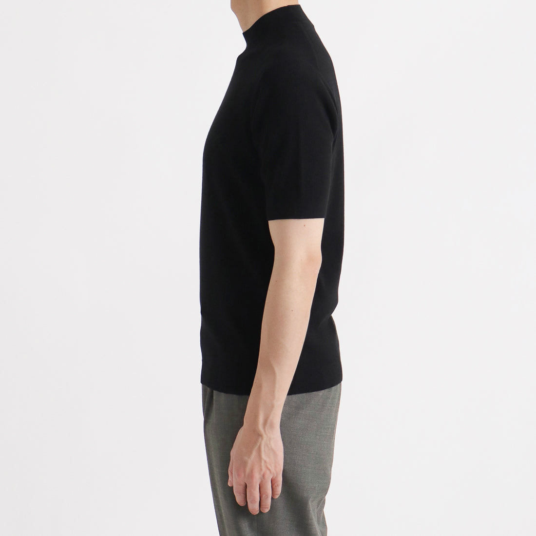 Mini Thermal Mock Neck Knit T-shirt Color: Black