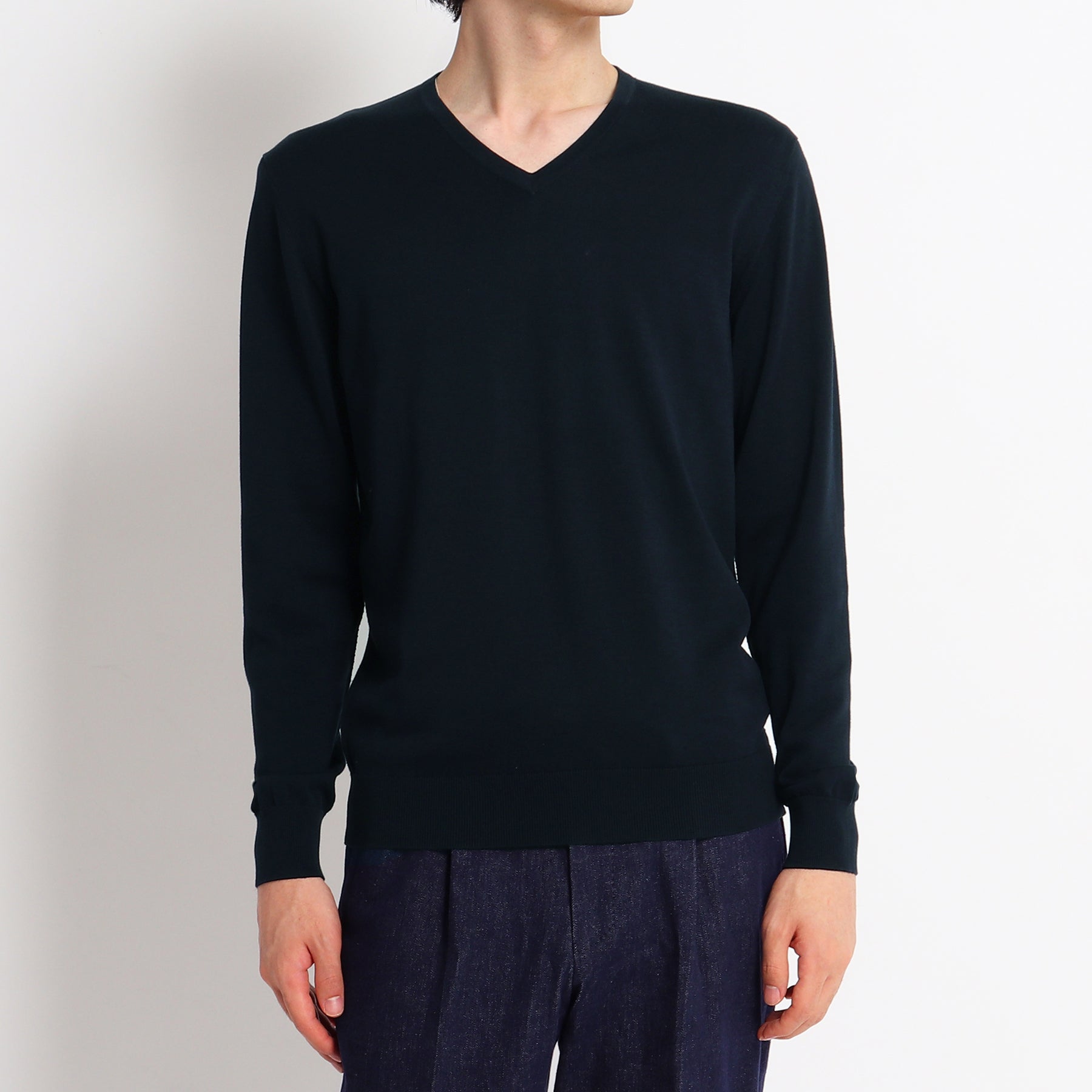 Vneck Knit Color: Navy