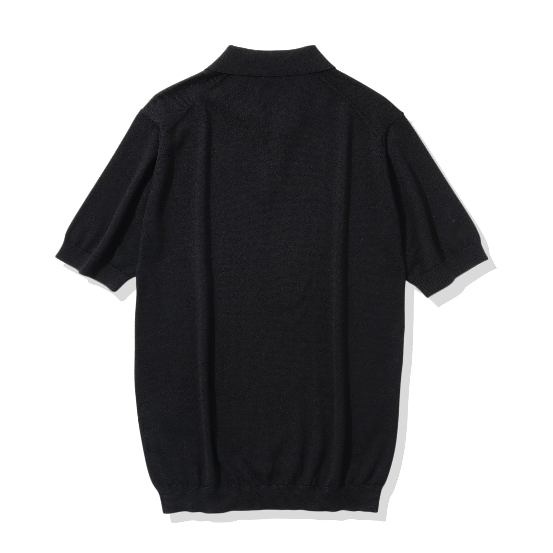 スビンプラチナムスキッパーニットブラックの背面を写した商品画像