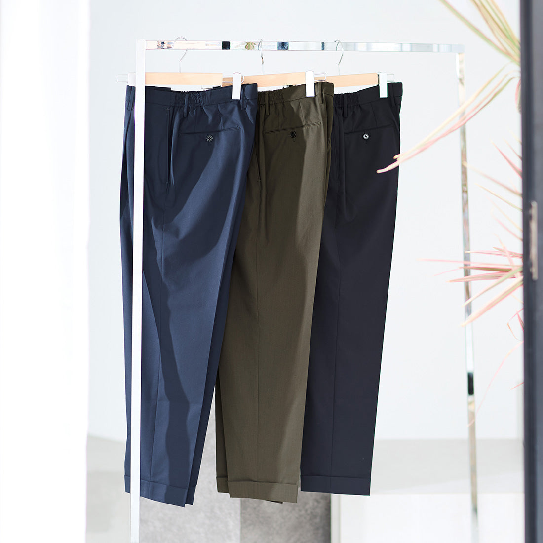 春夏トラウザーが続々入荷 | ＋CLOTHET ONLINE