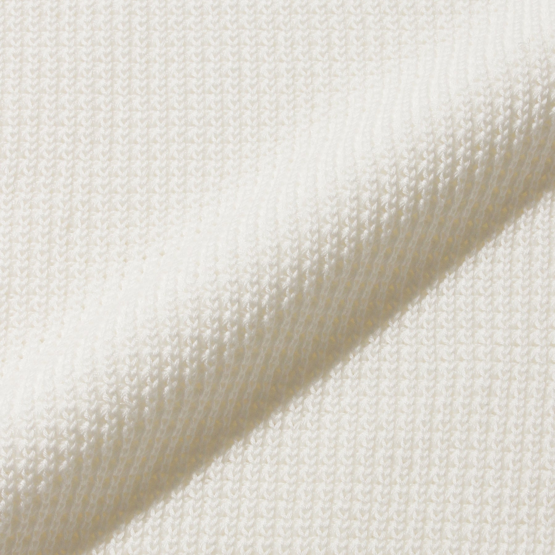 Middle Gauge Crew Neck Knit Color: White