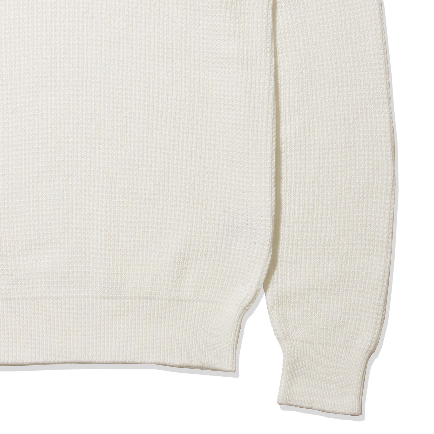 Middle Gauge Crew Neck Knit Color: White