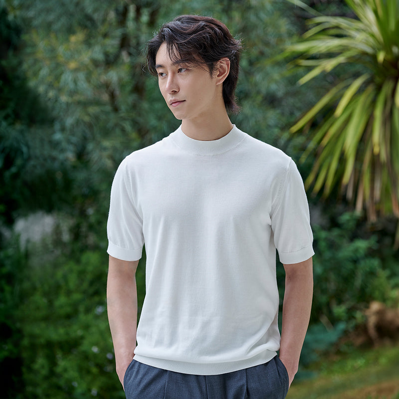 Mock Neck Knit T-shirt Color: White