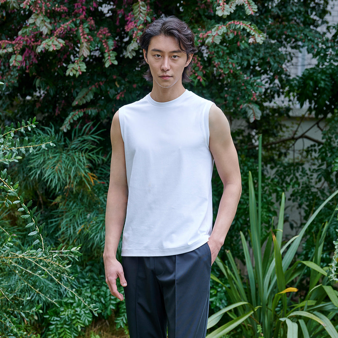 Tailored Sleeveless T-shirt: White