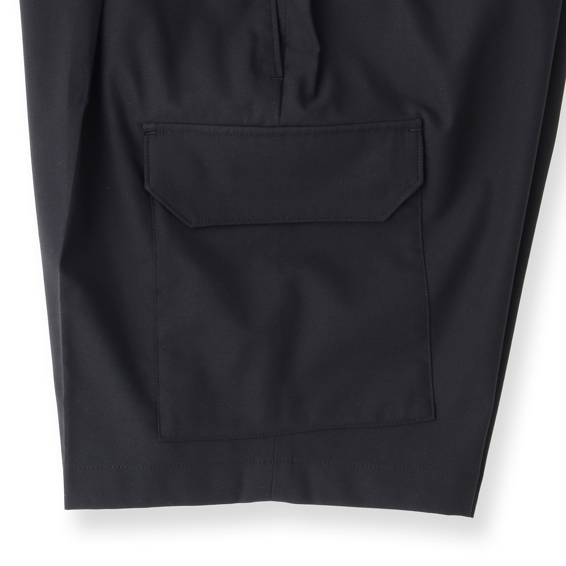High Twist Cotton Panama Cargo Short Pants Color: Black