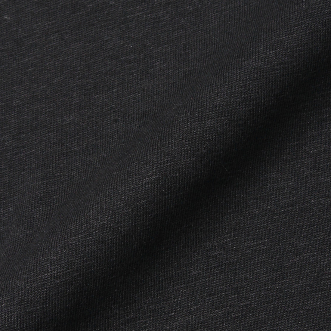 Linen Jersey Tailored Skipper Shirt Color: Black