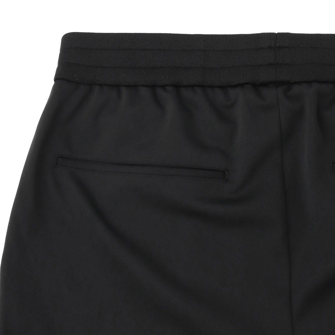 マットツイスト ピンタックジョガーパンツ ブラック | ＋CLOTHET ONLINE