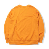 スヴィンプラチナム裏毛スウェットシャツアンバーオレンジの背面を写した商品画像
