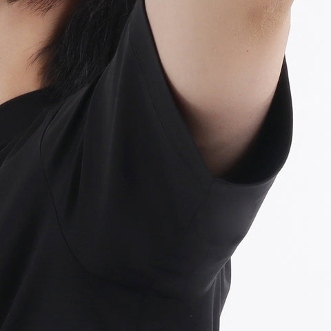 GIZA45 Mock Neck Dress T-shirt Color: Black