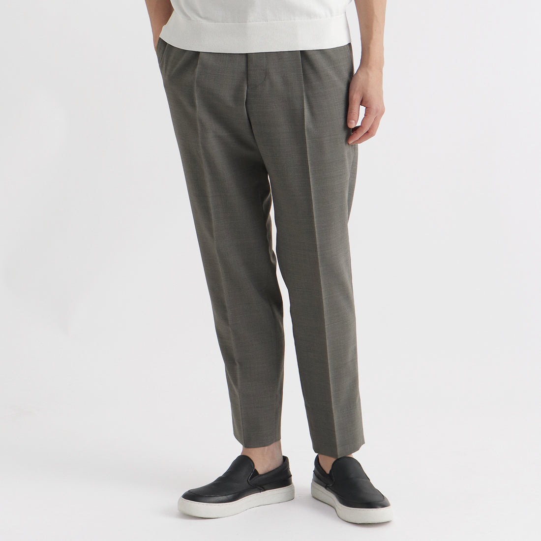 P/Wトロピカル ワンプリーツトラウザー チャコール | ＋CLOTHET ONLINE