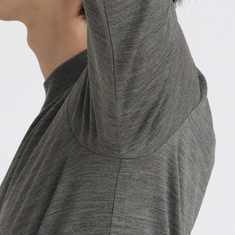 Wool Tailored Mock Neck Long Sleeve T-shirt Color: Gray