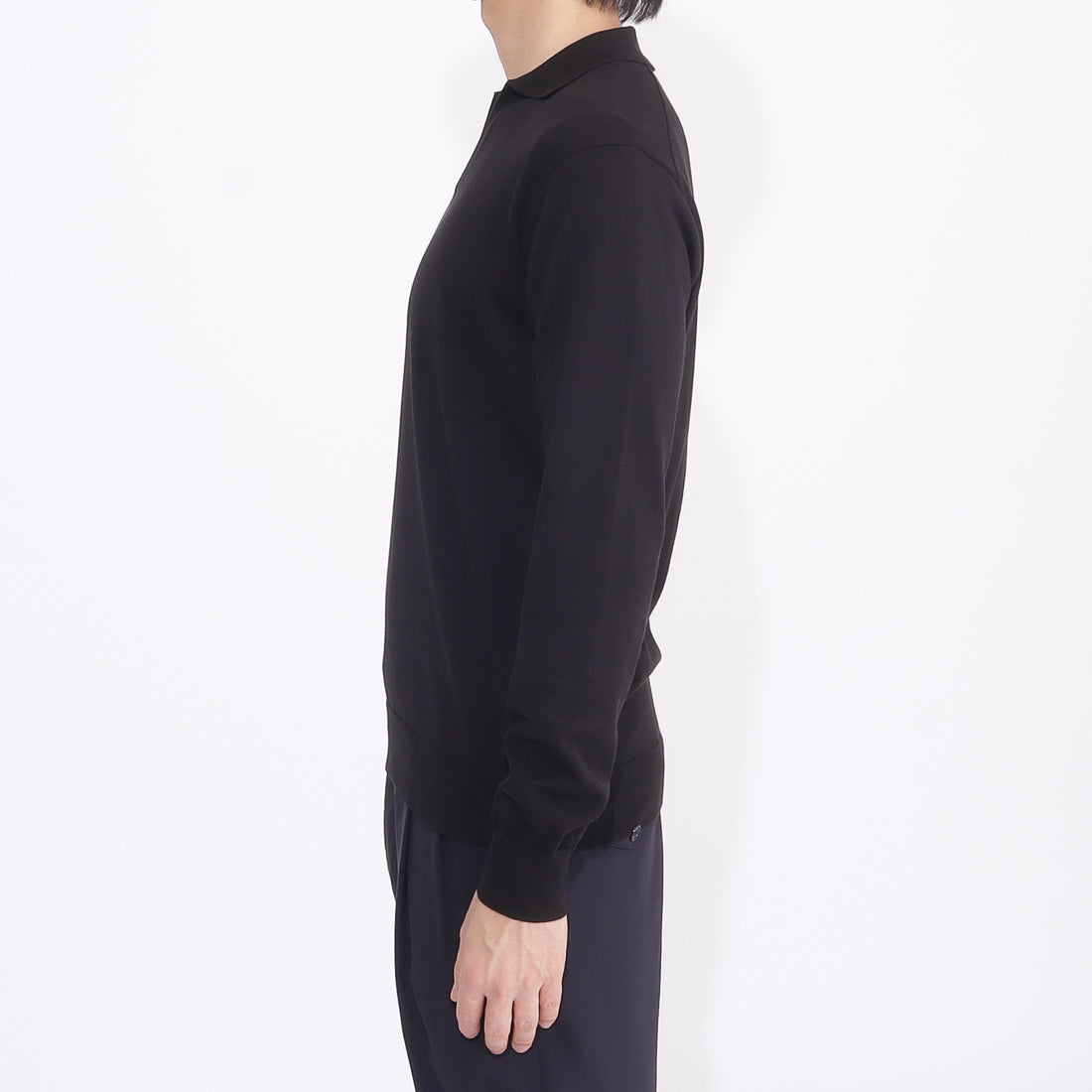 Long Sleeve Skipper Knit Color: Black