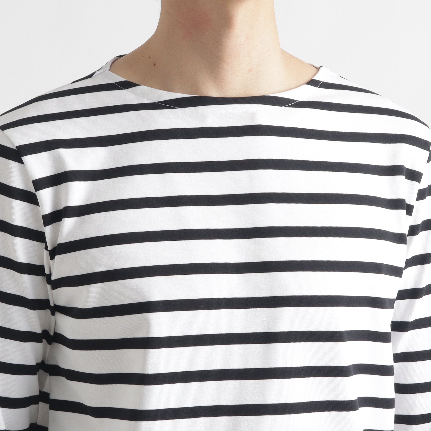 ハイブリッドコットン バスクシャツ ホワイト×ブラック | ＋CLOTHET ONLINE