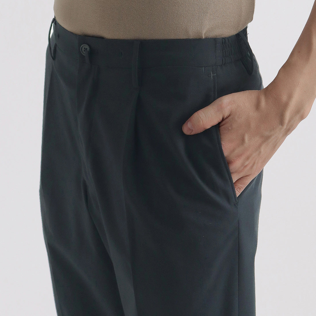 High Twist Cotton Panama Easy Trousers Color: Navy