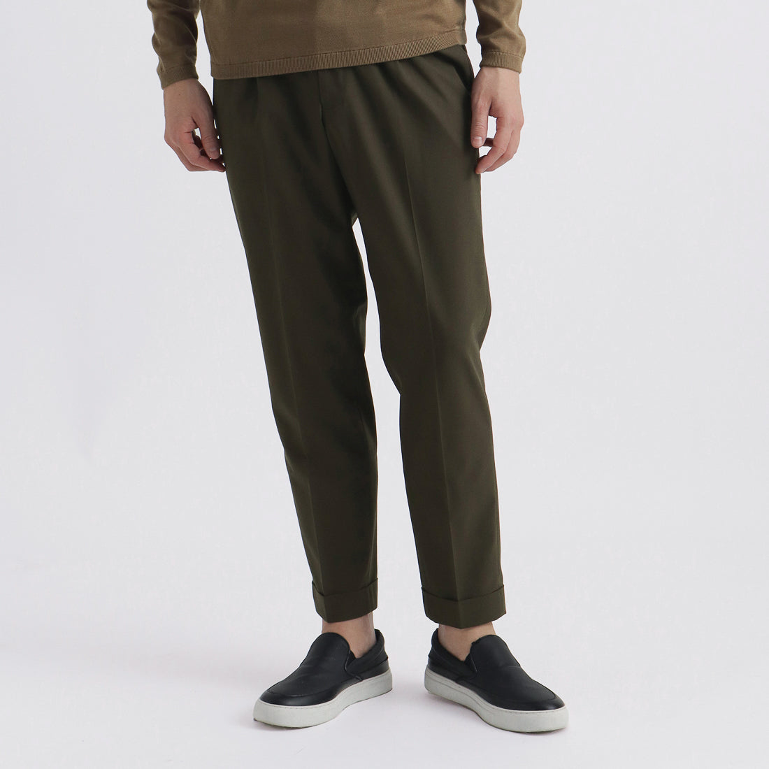 High Twist Cotton Panama Easy Trousers Color: Olive