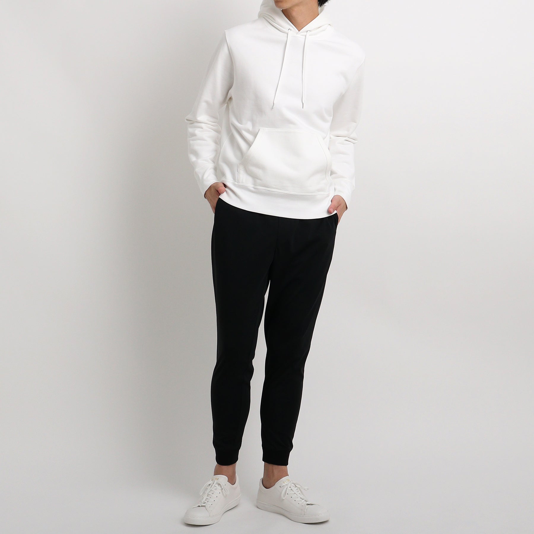 リサイクルスビン裏毛フーディーオフホワイト | ＋CLOTHET ONLINE