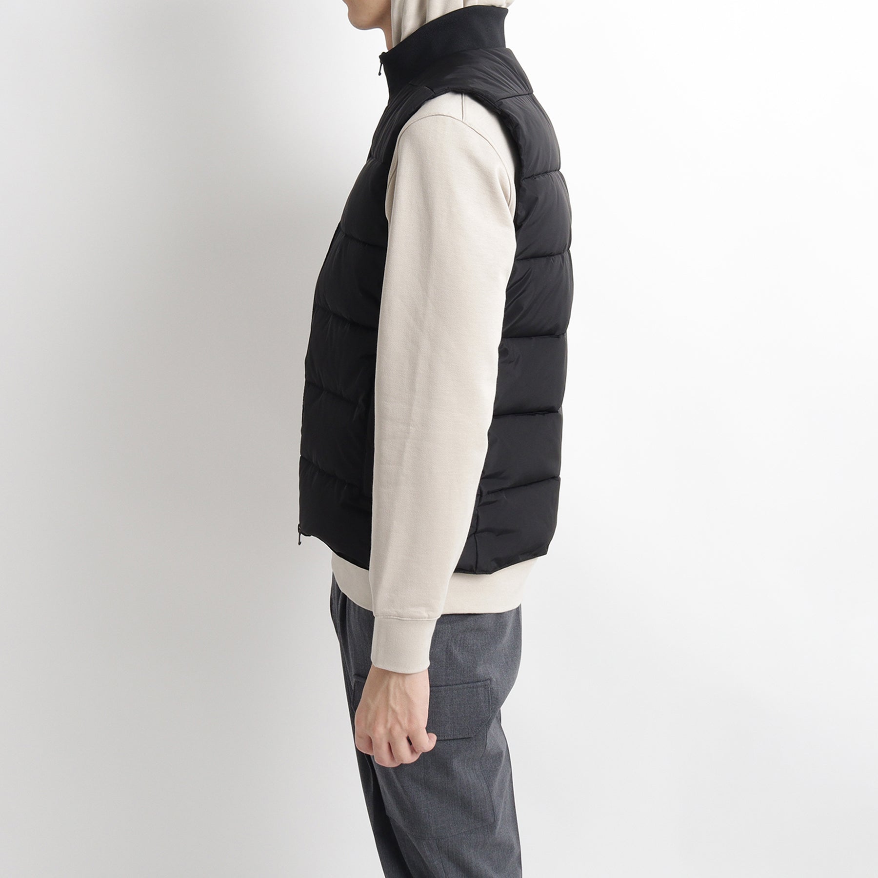 Kapok Vest Color: Black – ＋CLOTHET ONLINE