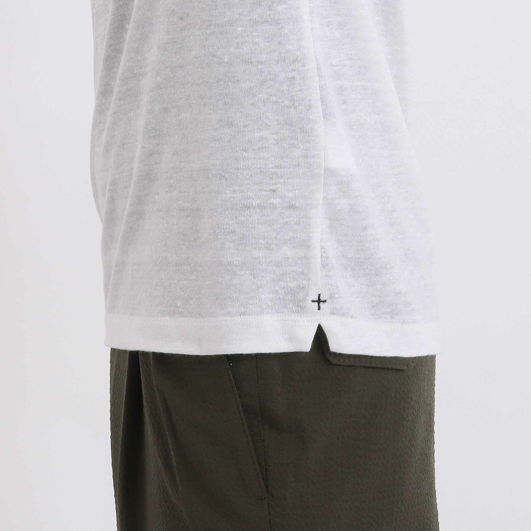 Linen Jersey Tailored Skipper Shirt Color: Off White