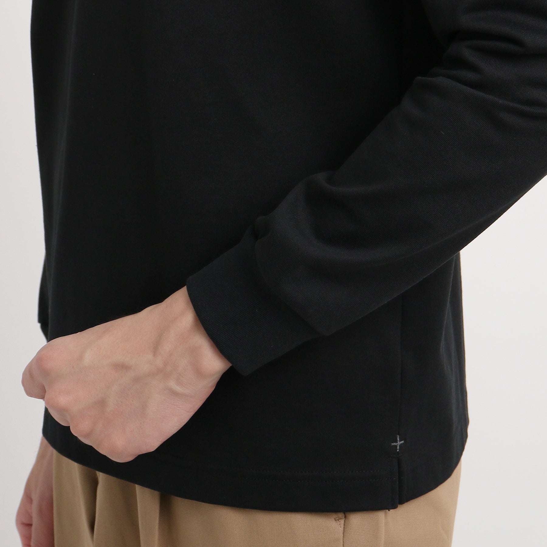 ハイブリッドコットン テーラードロングスリーブTシャツ
