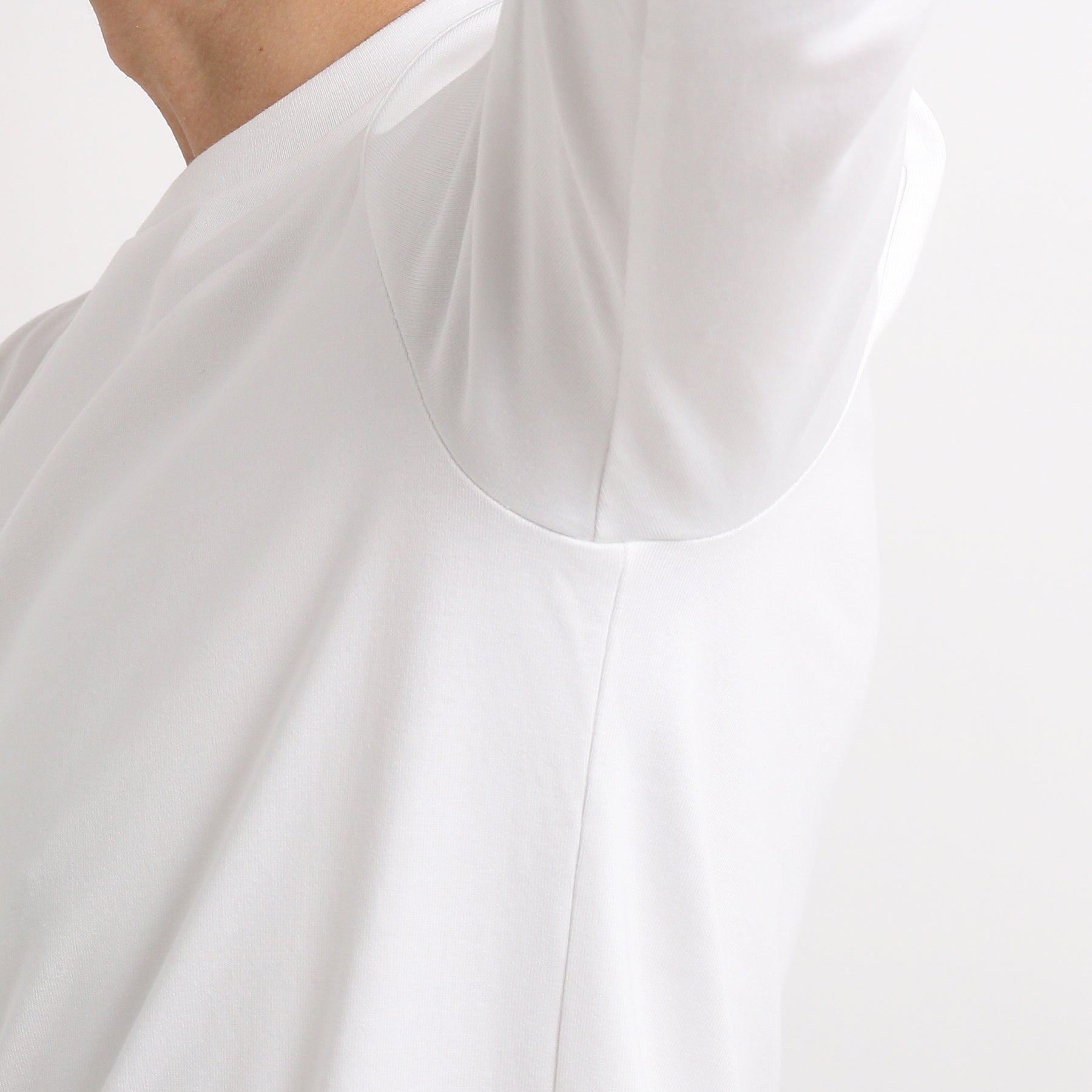 ハイブリッドコットン テーラードロングスリーブTシャツ