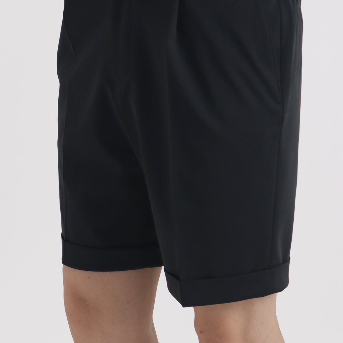 Matte Twist Short Pants Color: Black