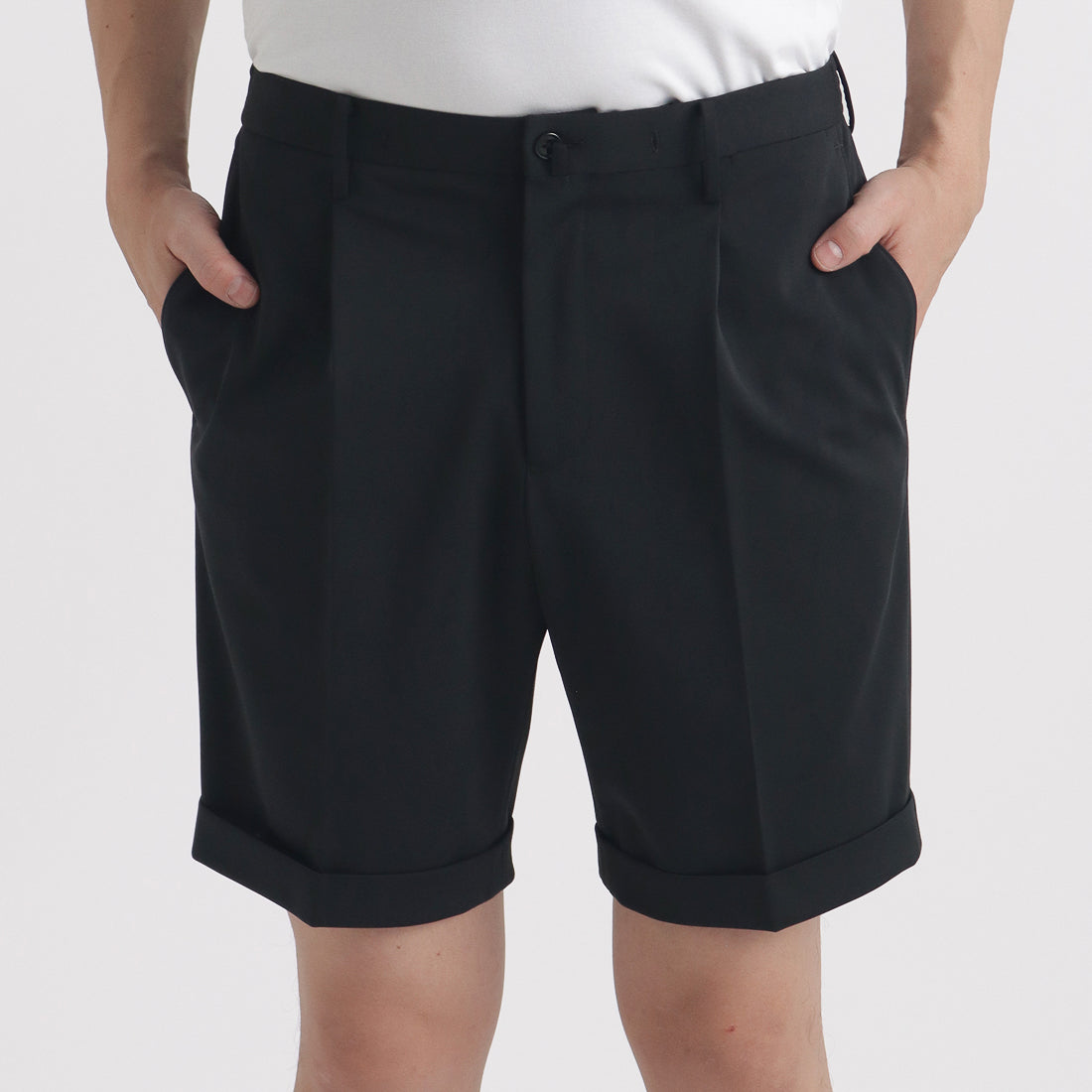 Matte Twist Short Pants Color: Black