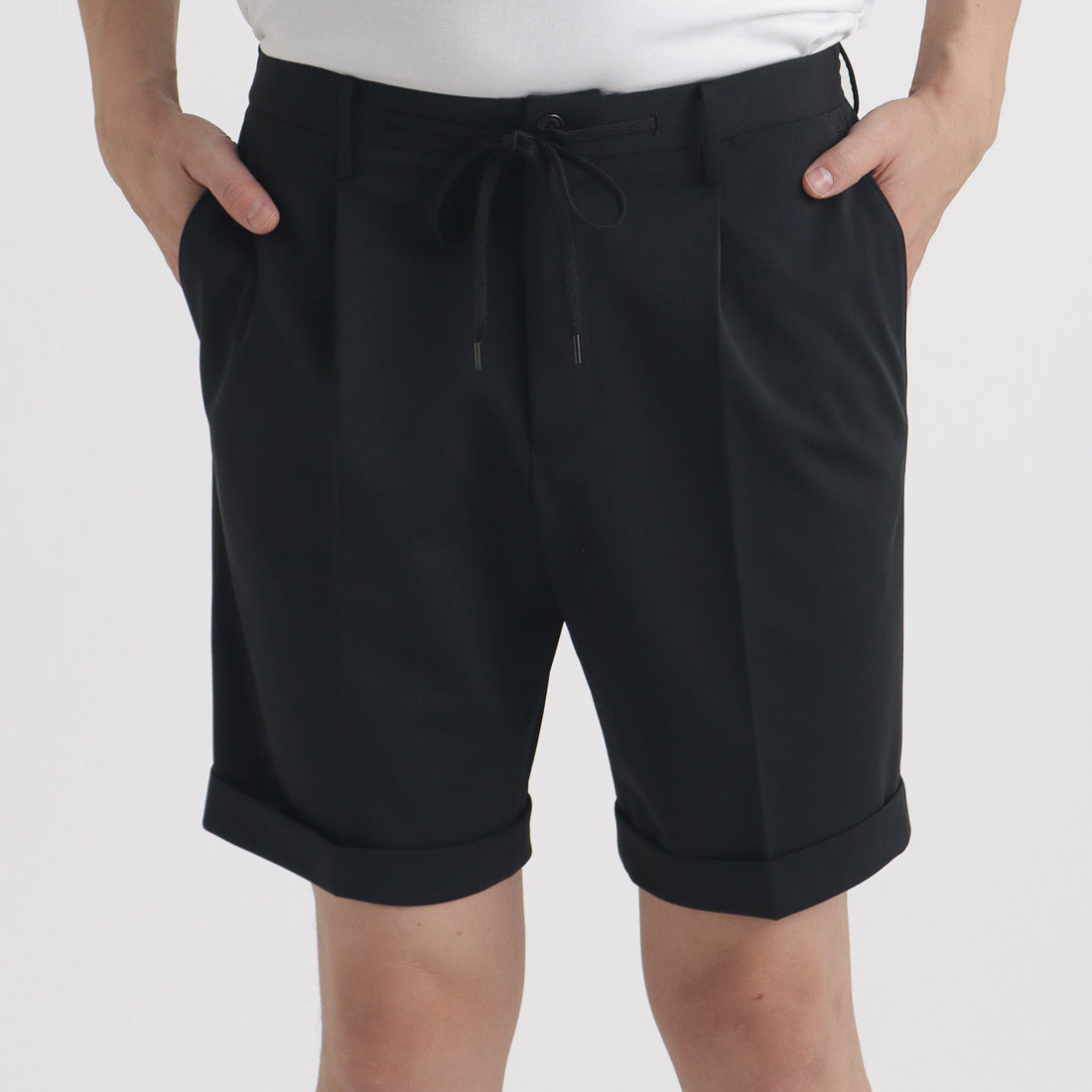 Matte Twist Short Pants Color: Black