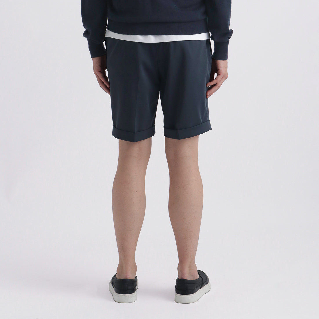 Matte Twist Short Pants Color: Navy