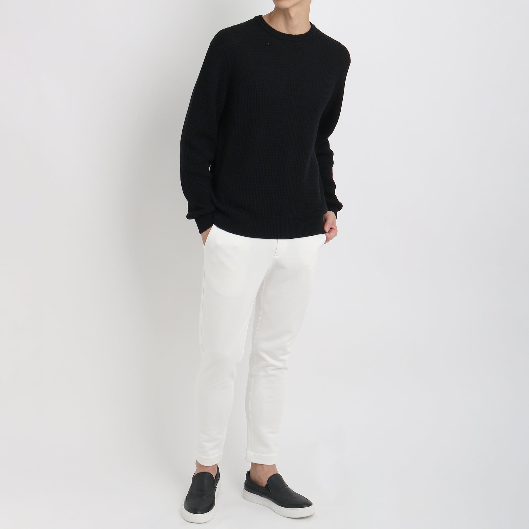 新品‼️クロスクローゼット ミドルゲージクルーネックニット スビンプラチナムニット スビンプラチナム ミドルゲージクルーネックニット ブラック