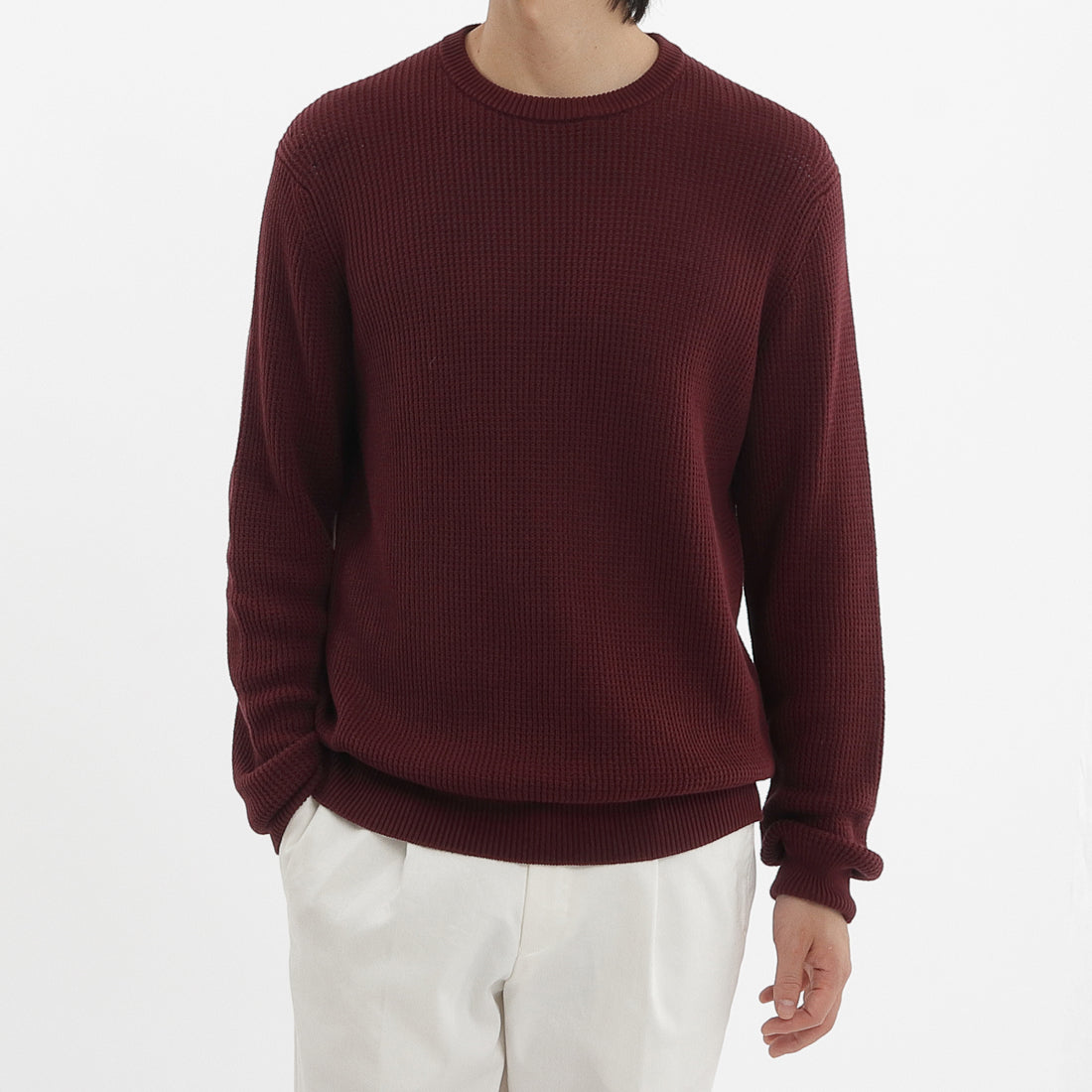 Middle Gauge Crew Neck Knit Color: Bordeaux