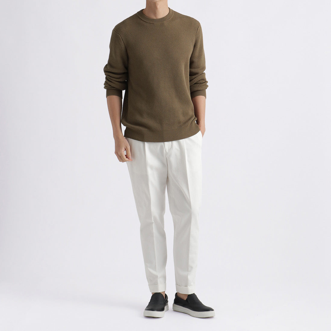Middle Gauge Crew Neck Knit Color: Fawn