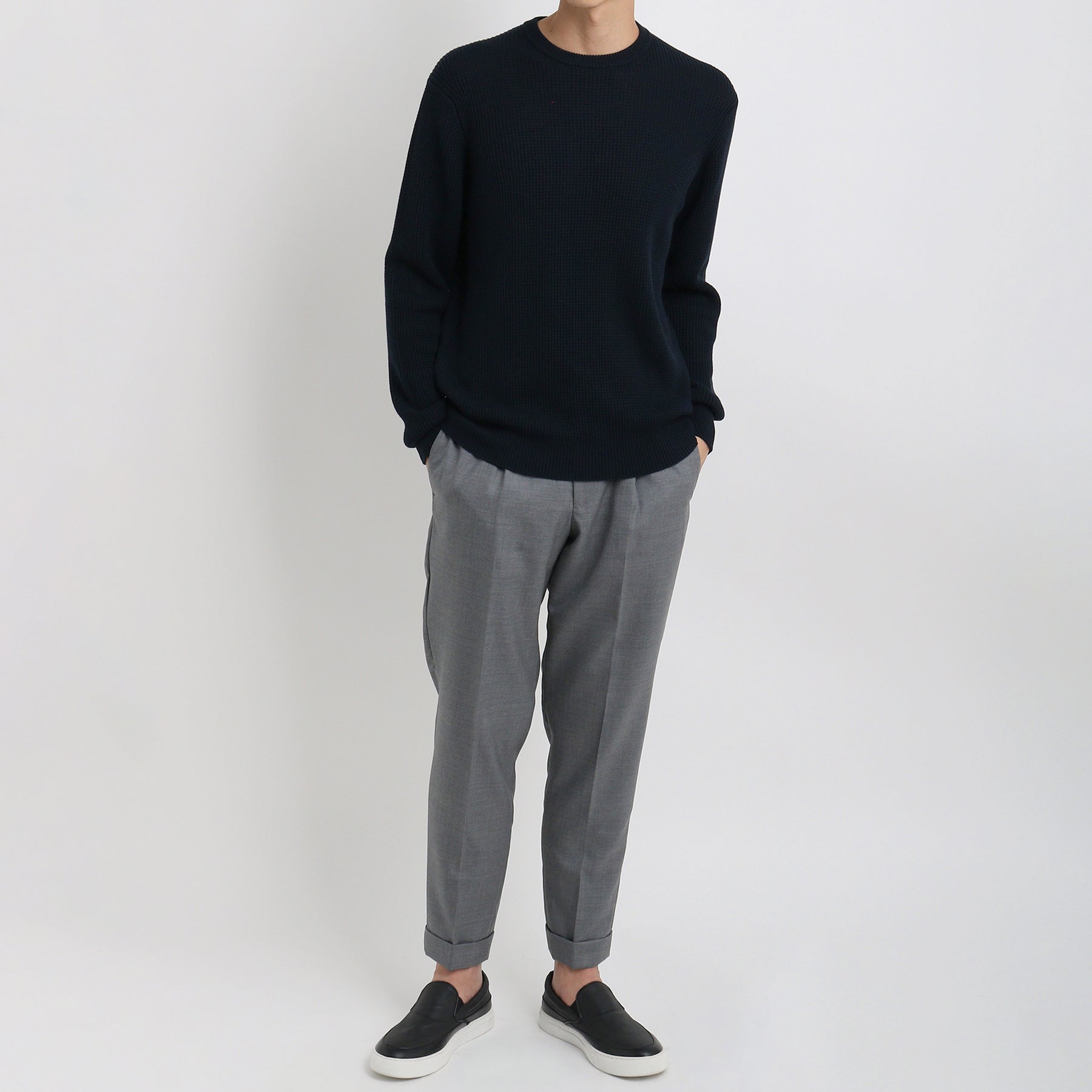 新品‼️クロスクローゼット ミドルゲージクルーネックニット スビンプラチナムニット スビンプラチナム ミドルゲージクルーネックニット ネイビー