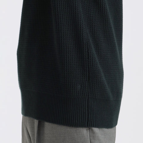 Middle Gauge Turtleneck Knit Color: Navy