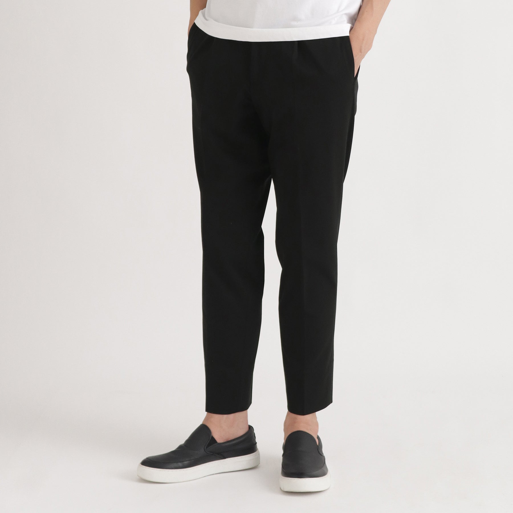 【THE LIMITED EDITION】Mocklodi One Pleats Trousers Color: Black